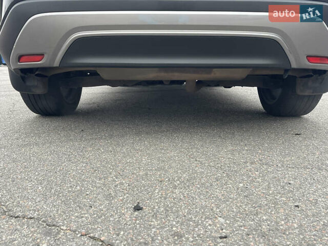 Черный Лексус РХ, объемом двигателя 2.4 л и пробегом 78 тыс. км за 63500 $, фото 11 на Automoto.ua