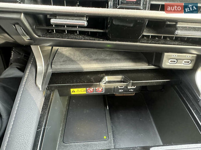 Черный Лексус РХ, объемом двигателя 2.39 л и пробегом 49 тыс. км за 59000 $, фото 25 на Automoto.ua