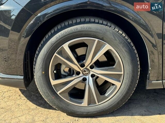 Черный Лексус РХ, объемом двигателя 2.4 л и пробегом 23 тыс. км за 51990 $, фото 10 на Automoto.ua