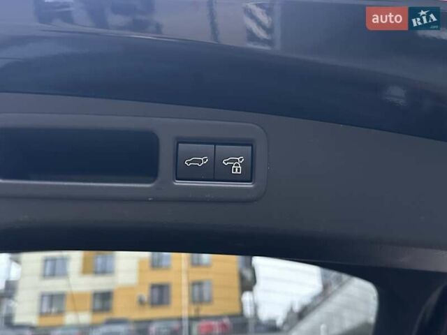 Черный Лексус РХ, объемом двигателя 2.39 л и пробегом 25 тыс. км за 69900 $, фото 80 на Automoto.ua