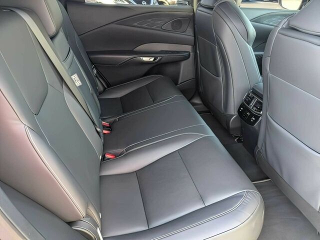 Лексус РХ 2023 у Львові на Automoto.ua Чорний Лексус РХ, об'ємом двигуна 2.4 л та пробігом 24 тис. км за 28992 $, фото 14 на Automoto.ua