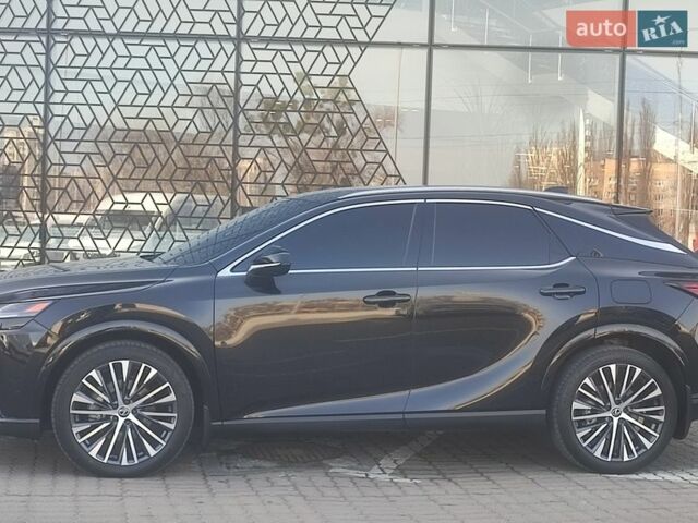 Чорний Лексус РХ, об'ємом двигуна 2.4 л та пробігом 80 тис. км за 64154 $, фото 2 на Automoto.ua