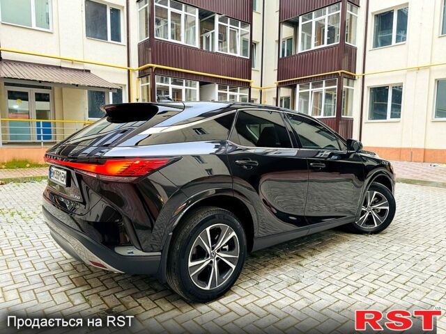 Чорний Лексус РХ, об'ємом двигуна 2.4 л та пробігом 36 тис. км за 64500 $, фото 2 на Automoto.ua