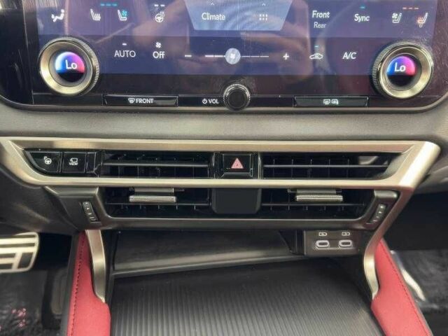 Чорний Лексус РХ, об'ємом двигуна 2.4 л та пробігом 19 тис. км за 35000 $, фото 16 на Automoto.ua