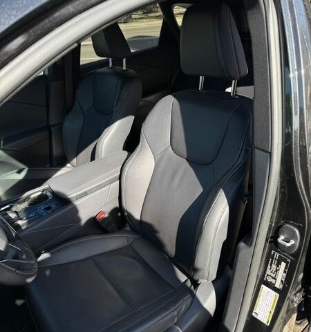 Чорний Лексус РХ, об'ємом двигуна 2.49 л та пробігом 12 тис. км за 75000 $, фото 15 на Automoto.ua