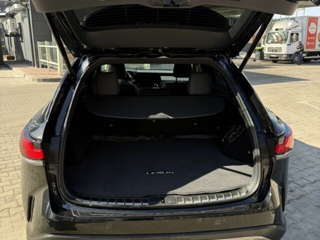 Черный Лексус РХ, объемом двигателя 2.5 л и пробегом 12 тыс. км за 75000 $, фото 8 на Automoto.ua