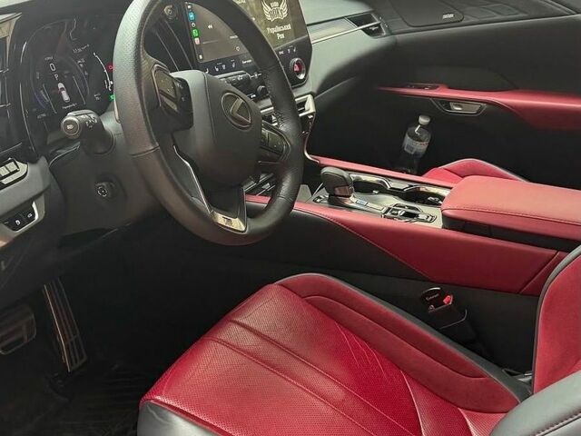 Черный Лексус РХ, объемом двигателя 2.39 л и пробегом 46 тыс. км за 85500 $, фото 2 на Automoto.ua