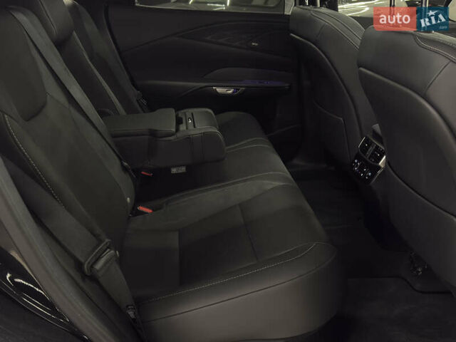 Чорний Лексус РХ, об'ємом двигуна 2.4 л та пробігом 19 тис. км за 61999 $, фото 27 на Automoto.ua