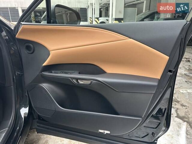 Чорний Лексус РХ, об'ємом двигуна 2.39 л та пробігом 25 тис. км за 68700 $, фото 59 на Automoto.ua