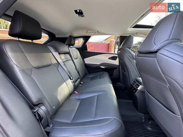 Чорний Лексус РХ, об'ємом двигуна 2.4 л та пробігом 20 тис. км за 54990 $, фото 44 на Automoto.ua