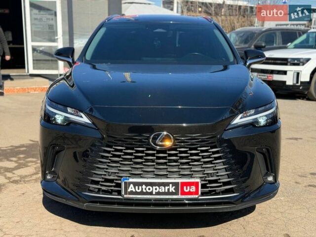 Черный Лексус РХ, объемом двигателя 2.4 л и пробегом 23 тыс. км за 51990 $, фото 1 на Automoto.ua