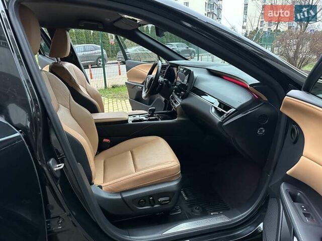 Черный Лексус РХ, объемом двигателя 2.39 л и пробегом 25 тыс. км за 69900 $, фото 41 на Automoto.ua