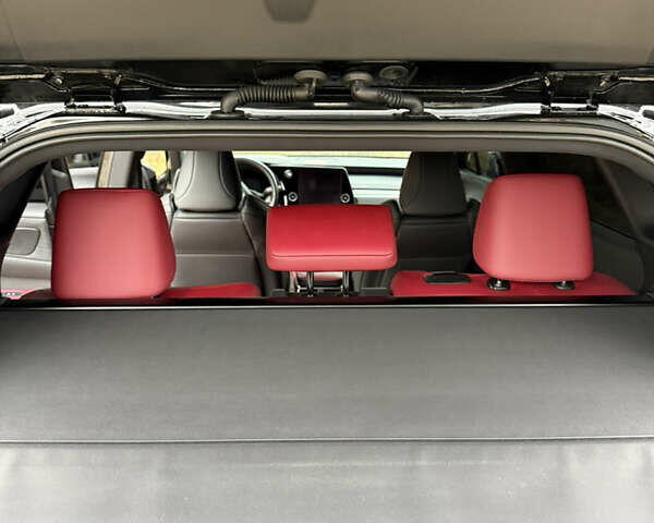 Чорний Лексус РХ, об'ємом двигуна 2.39 л та пробігом 33 тис. км за 60000 $, фото 7 на Automoto.ua