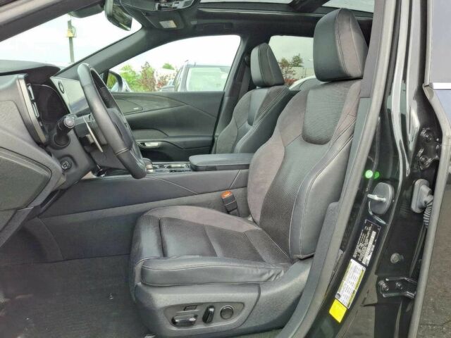 Чорний Лексус РХ, об'ємом двигуна 2.4 л та пробігом 13 тис. км за 29000 $, фото 6 на Automoto.ua