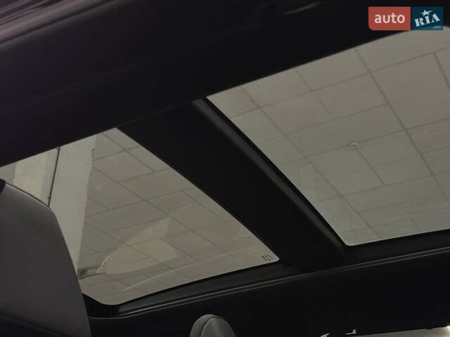 Чорний Лексус РХ, об'ємом двигуна 2.4 л та пробігом 19 тис. км за 61999 $, фото 40 на Automoto.ua