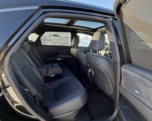 Черный Лексус РХ, объемом двигателя 2.5 л и пробегом 18 тыс. км за 85000 $, фото 16 на Automoto.ua