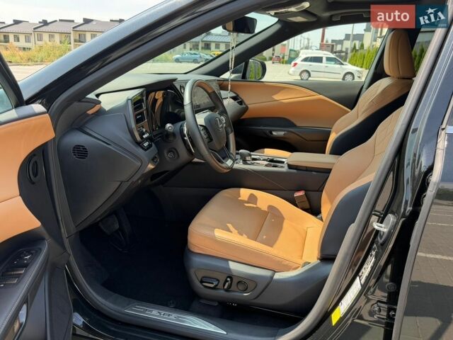 Чорний Лексус РХ, об'ємом двигуна 2.5 л та пробігом 27 тис. км за 59900 $, фото 19 на Automoto.ua