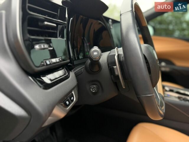 Чорний Лексус РХ, об'ємом двигуна 2.5 л та пробігом 20 тис. км за 57600 $, фото 41 на Automoto.ua