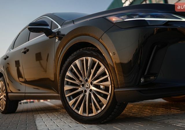 Черный Лексус РХ, объемом двигателя 2.5 л и пробегом 19 тыс. км за 83700 $, фото 7 на Automoto.ua