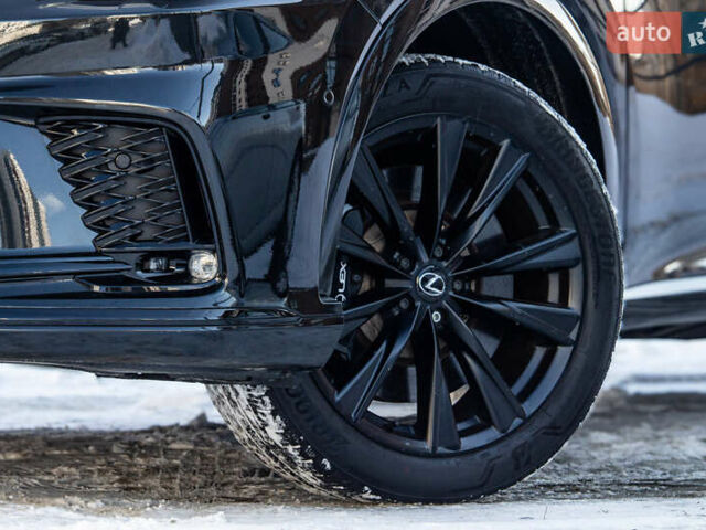 Чорний Лексус РХ, об'ємом двигуна 2.4 л та пробігом 60 тис. км за 74000 $, фото 16 на Automoto.ua