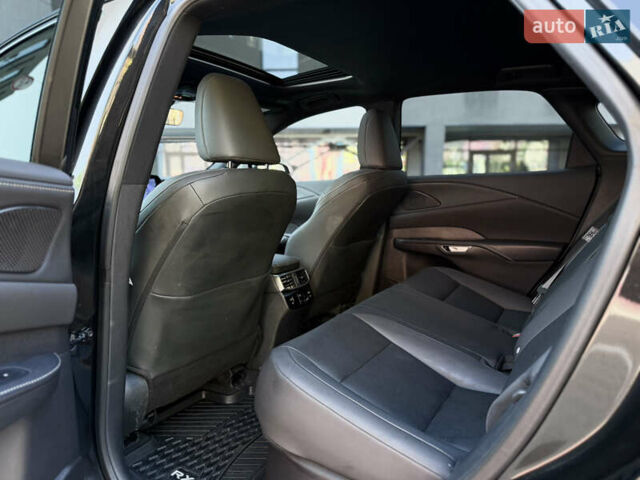 Черный Лексус РХ, объемом двигателя 2.4 л и пробегом 20 тыс. км за 54999 $, фото 49 на Automoto.ua