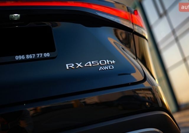 Черный Лексус РХ, объемом двигателя 2.5 л и пробегом 19 тыс. км за 83700 $, фото 4 на Automoto.ua