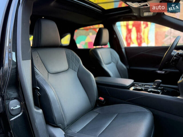 Черный Лексус РХ, объемом двигателя 2.4 л и пробегом 20 тыс. км за 54999 $, фото 26 на Automoto.ua