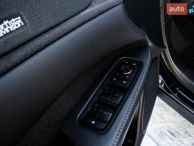Чорний Лексус РХ, об'ємом двигуна 2.4 л та пробігом 60 тис. км за 74000 $, фото 57 на Automoto.ua