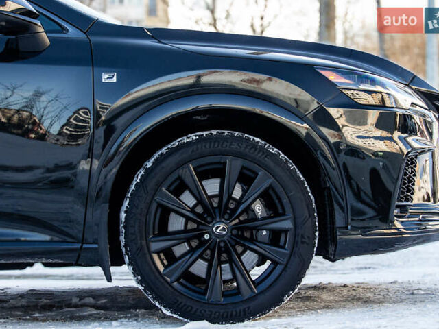 Чорний Лексус РХ, об'ємом двигуна 2.4 л та пробігом 60 тис. км за 74000 $, фото 12 на Automoto.ua