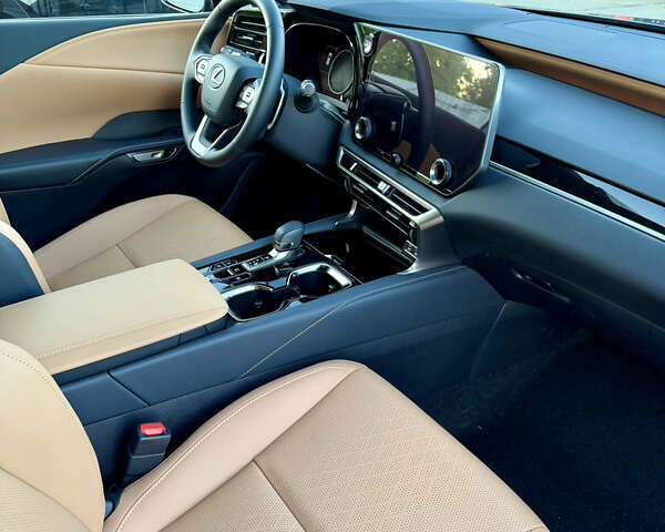 Чорний Лексус РХ, об'ємом двигуна 2.49 л та пробігом 4 тис. км за 87700 $, фото 14 на Automoto.ua