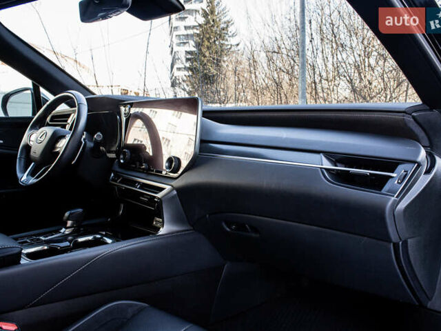 Чорний Лексус РХ, об'ємом двигуна 2.4 л та пробігом 60 тис. км за 74000 $, фото 51 на Automoto.ua