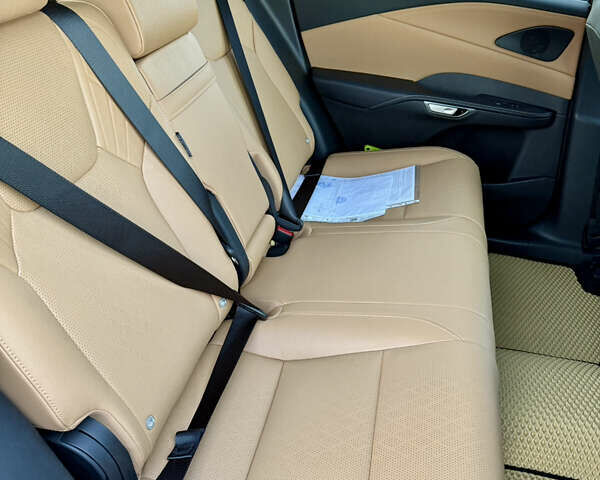 Чорний Лексус РХ, об'ємом двигуна 2.49 л та пробігом 4 тис. км за 87700 $, фото 12 на Automoto.ua