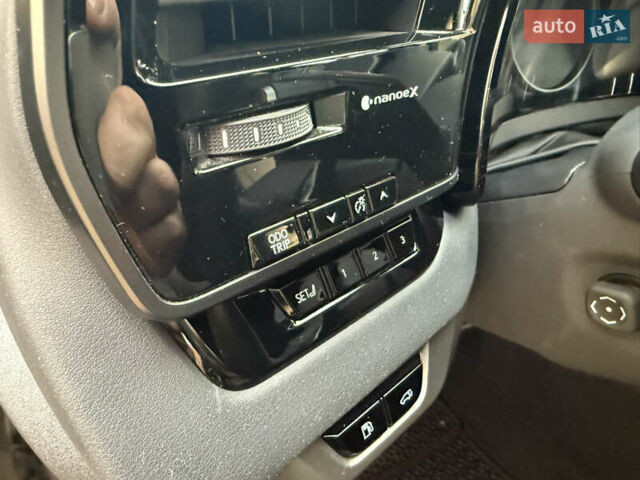 Черный Лексус РХ, объемом двигателя 2.49 л и пробегом 3 тыс. км за 79990 $, фото 43 на Automoto.ua