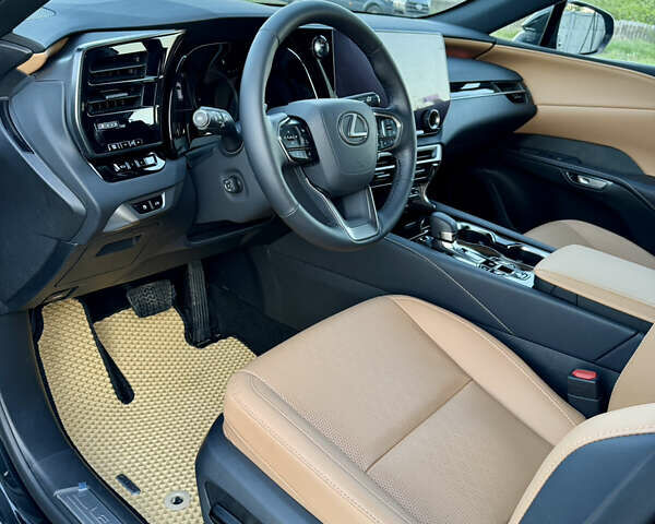 Чорний Лексус РХ, об'ємом двигуна 2.49 л та пробігом 4 тис. км за 87700 $, фото 25 на Automoto.ua