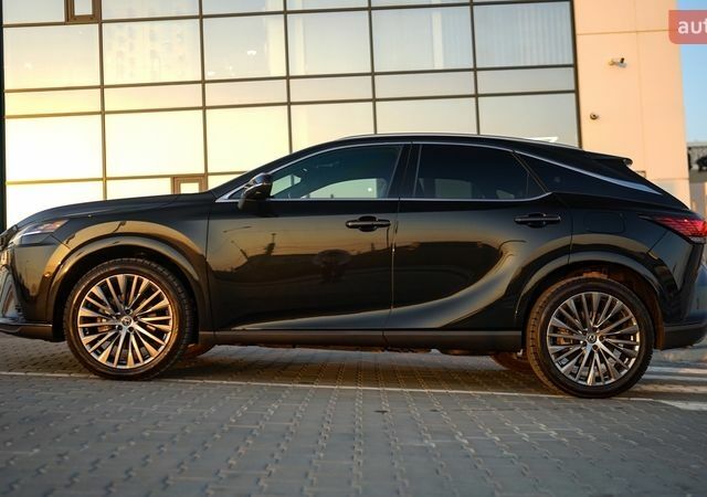 Черный Лексус РХ, объемом двигателя 2.5 л и пробегом 19 тыс. км за 83700 $, фото 8 на Automoto.ua