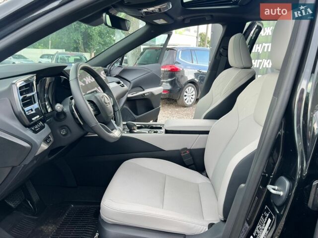 Чорний Лексус РХ, об'ємом двигуна 2.4 л та пробігом 1 тис. км за 62500 $, фото 8 на Automoto.ua