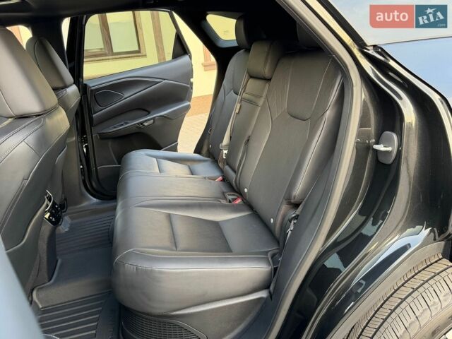 Чорний Лексус РХ, об'ємом двигуна 2.5 л та пробігом 7 тис. км за 63000 $, фото 34 на Automoto.ua