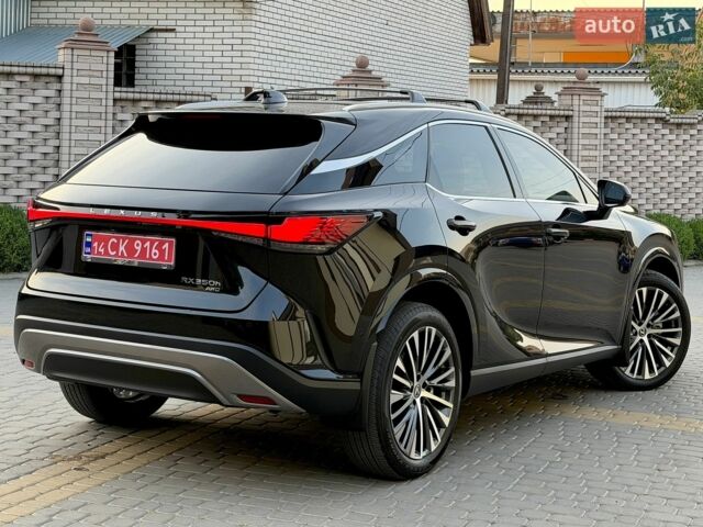 Чорний Лексус РХ, об'ємом двигуна 2.5 л та пробігом 7 тис. км за 63000 $, фото 3 на Automoto.ua