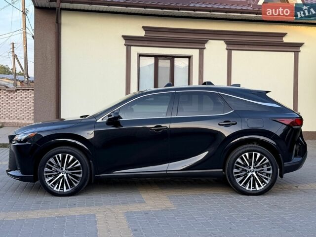 Чорний Лексус РХ, об'ємом двигуна 2.5 л та пробігом 7 тис. км за 63000 $, фото 6 на Automoto.ua