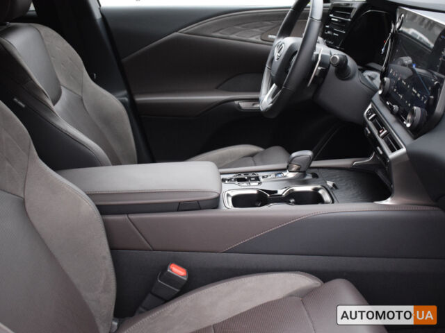 Коричневий Лексус РХ, об'ємом двигуна 2.5 л та пробігом 3 тис. км за 96500 $, фото 5 на Automoto.ua