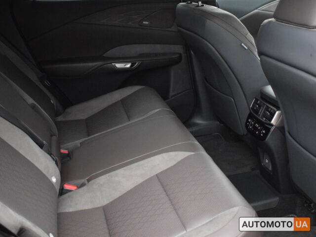 Коричневий Лексус РХ, об'ємом двигуна 2.5 л та пробігом 3 тис. км за 96500 $, фото 6 на Automoto.ua