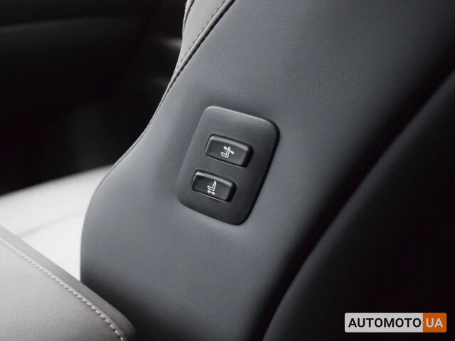 Коричневий Лексус РХ, об'ємом двигуна 2.5 л та пробігом 3 тис. км за 96500 $, фото 23 на Automoto.ua