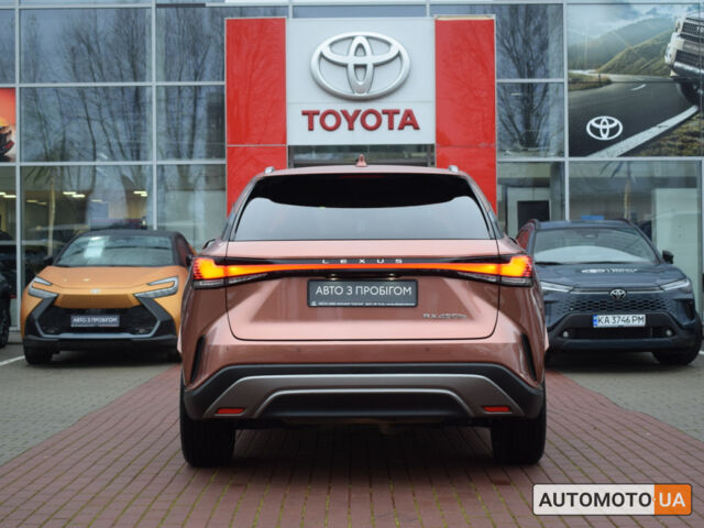 Коричневий Лексус РХ, об'ємом двигуна 2.5 л та пробігом 3 тис. км за 96500 $, фото 3 на Automoto.ua