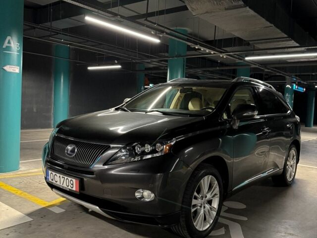 Коричневый Лексус РХ, объемом двигателя 3.5 л и пробегом 280 тыс. км за 9950 $, фото 2 на Automoto.ua