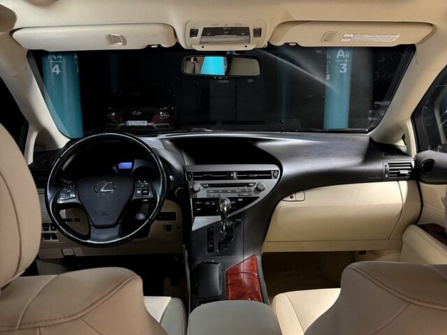 Коричневый Лексус РХ, объемом двигателя 3.5 л и пробегом 280 тыс. км за 9950 $, фото 4 на Automoto.ua