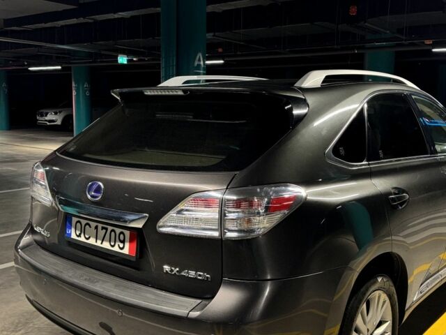 Коричневый Лексус РХ, объемом двигателя 3.5 л и пробегом 280 тыс. км за 9950 $, фото 3 на Automoto.ua