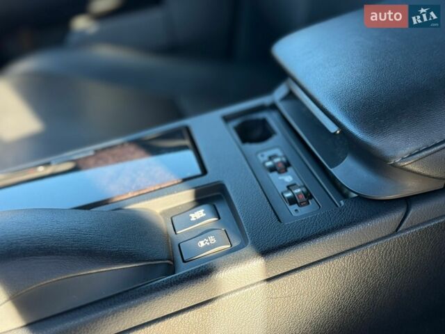 Коричневий Лексус РХ, об'ємом двигуна 3.46 л та пробігом 160 тис. км за 17500 $, фото 21 на Automoto.ua