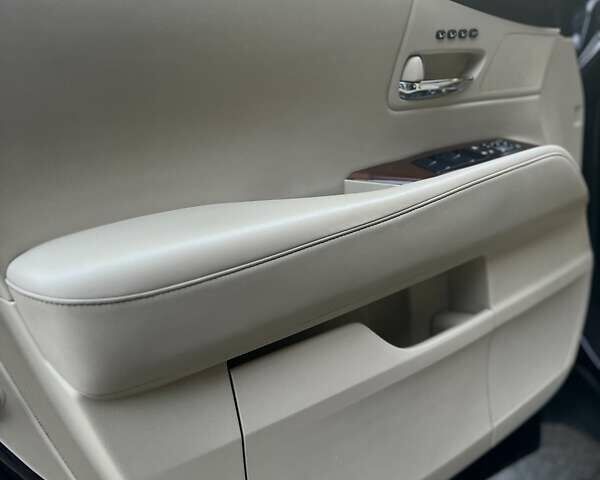 Коричневий Лексус РХ, об'ємом двигуна 3.46 л та пробігом 170 тис. км за 19500 $, фото 15 на Automoto.ua
