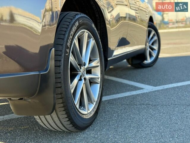 Коричневий Лексус РХ, об'ємом двигуна 3.46 л та пробігом 160 тис. км за 17500 $, фото 12 на Automoto.ua