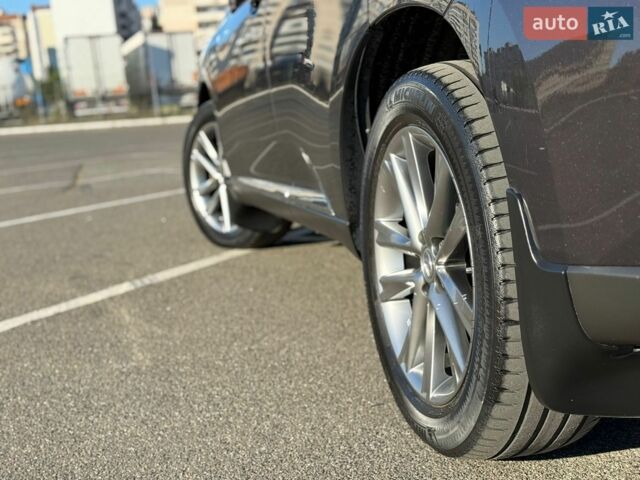 Коричневий Лексус РХ, об'ємом двигуна 3.46 л та пробігом 160 тис. км за 17500 $, фото 17 на Automoto.ua